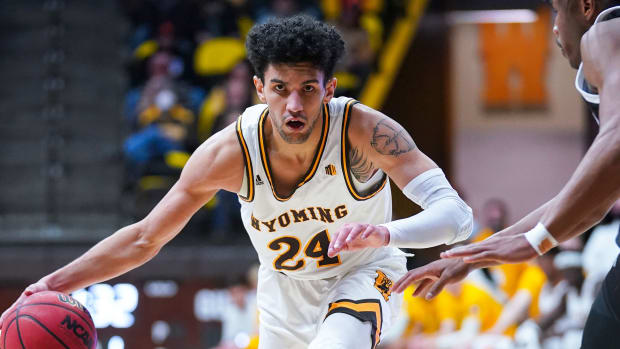 Wyoming’s Hunter Maldonado dribbles